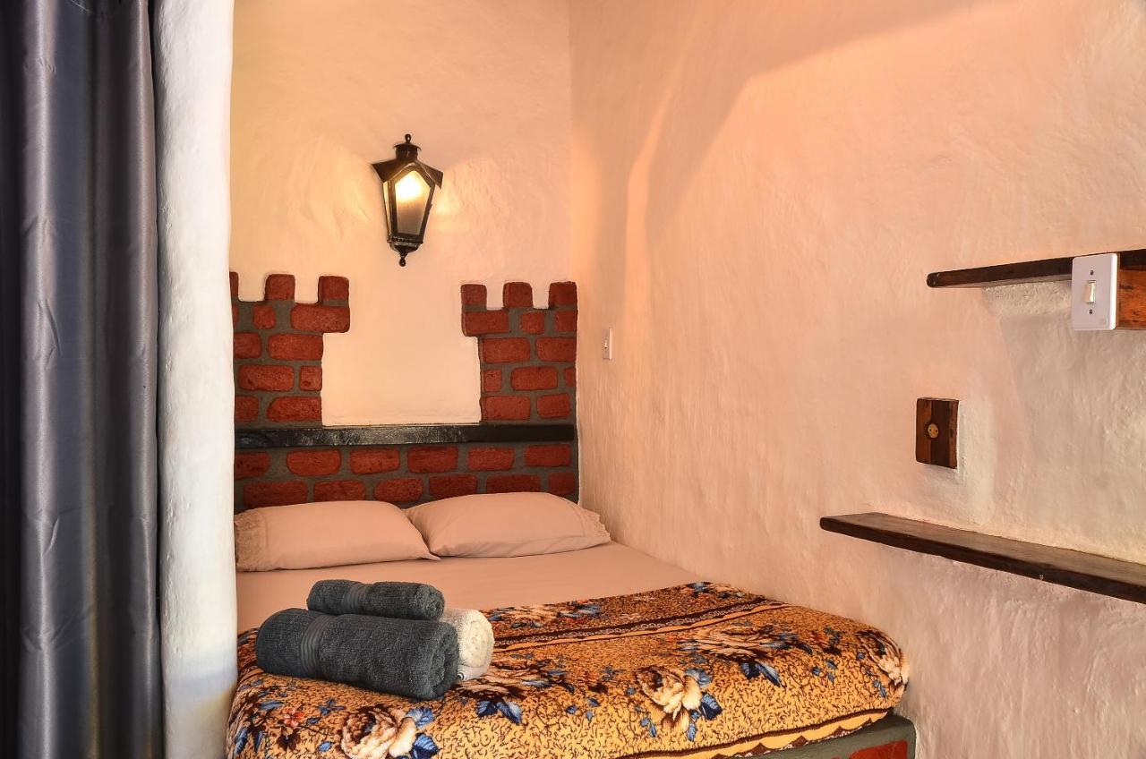 Ready Camp E Suites Da Cachoeira Иля Гранде Екстериор снимка