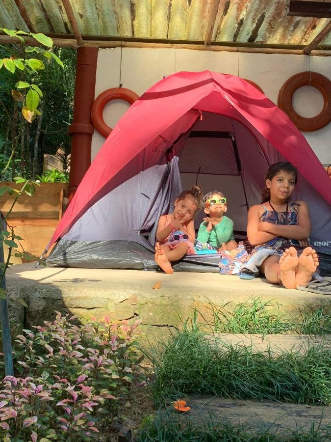 Ready Camp E Suites Da Cachoeira Иля Гранде Екстериор снимка